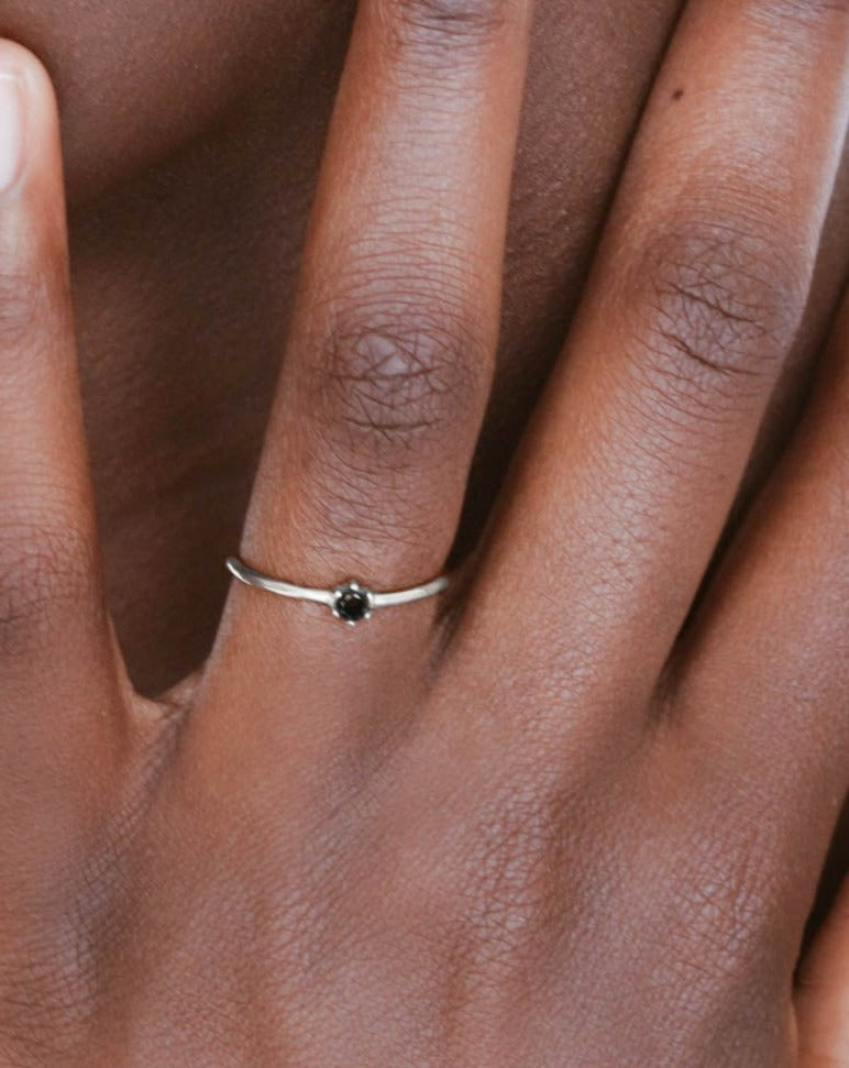 925 Silver - Lily Ring