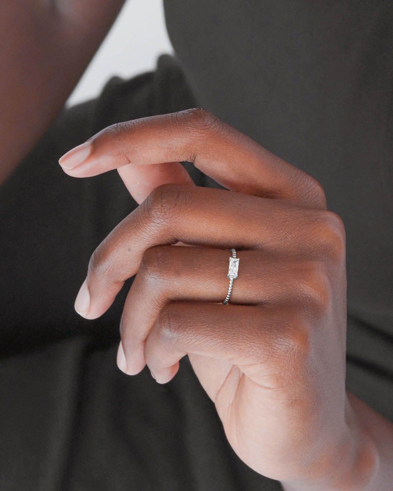 925 Silver - Queen Ring