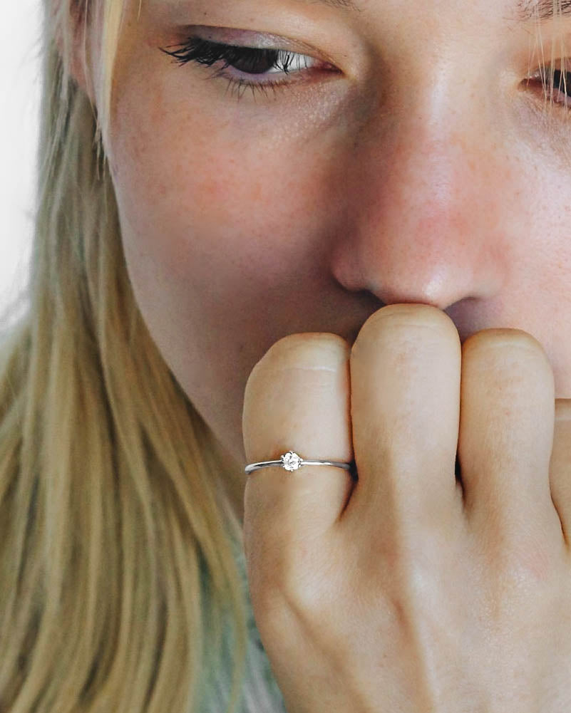 925 Silver - Lily Ring