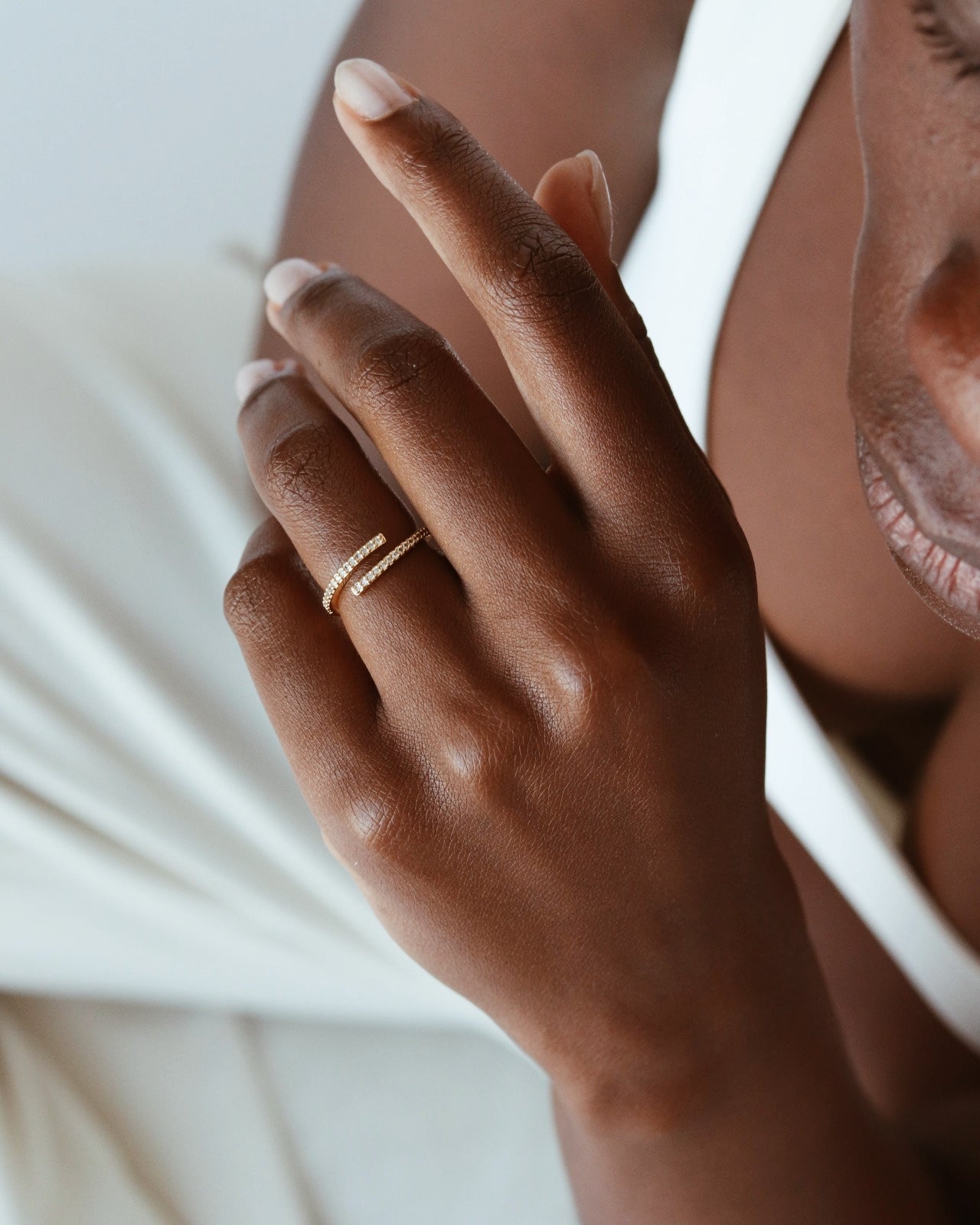 Anillo Ola Oro 18K