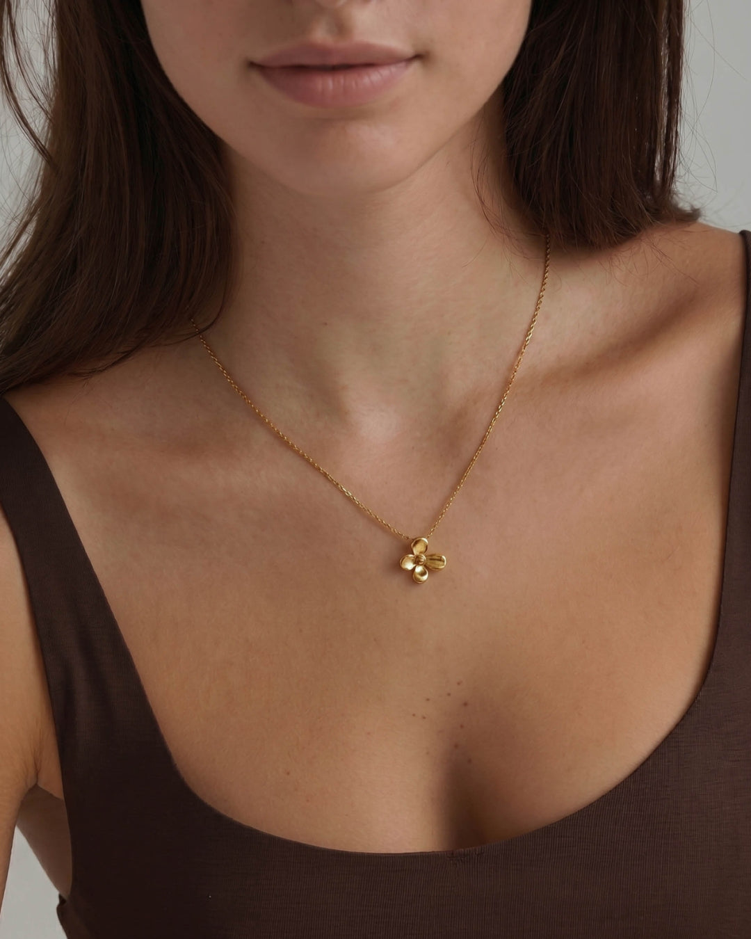 18k Flower Necklace