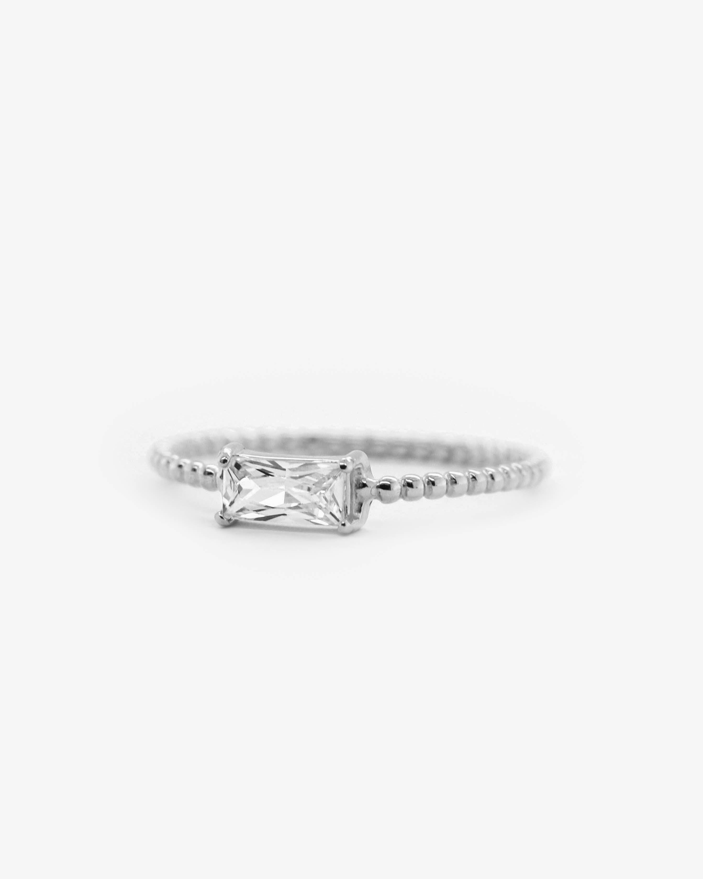 925 Silver - Queen Ring
