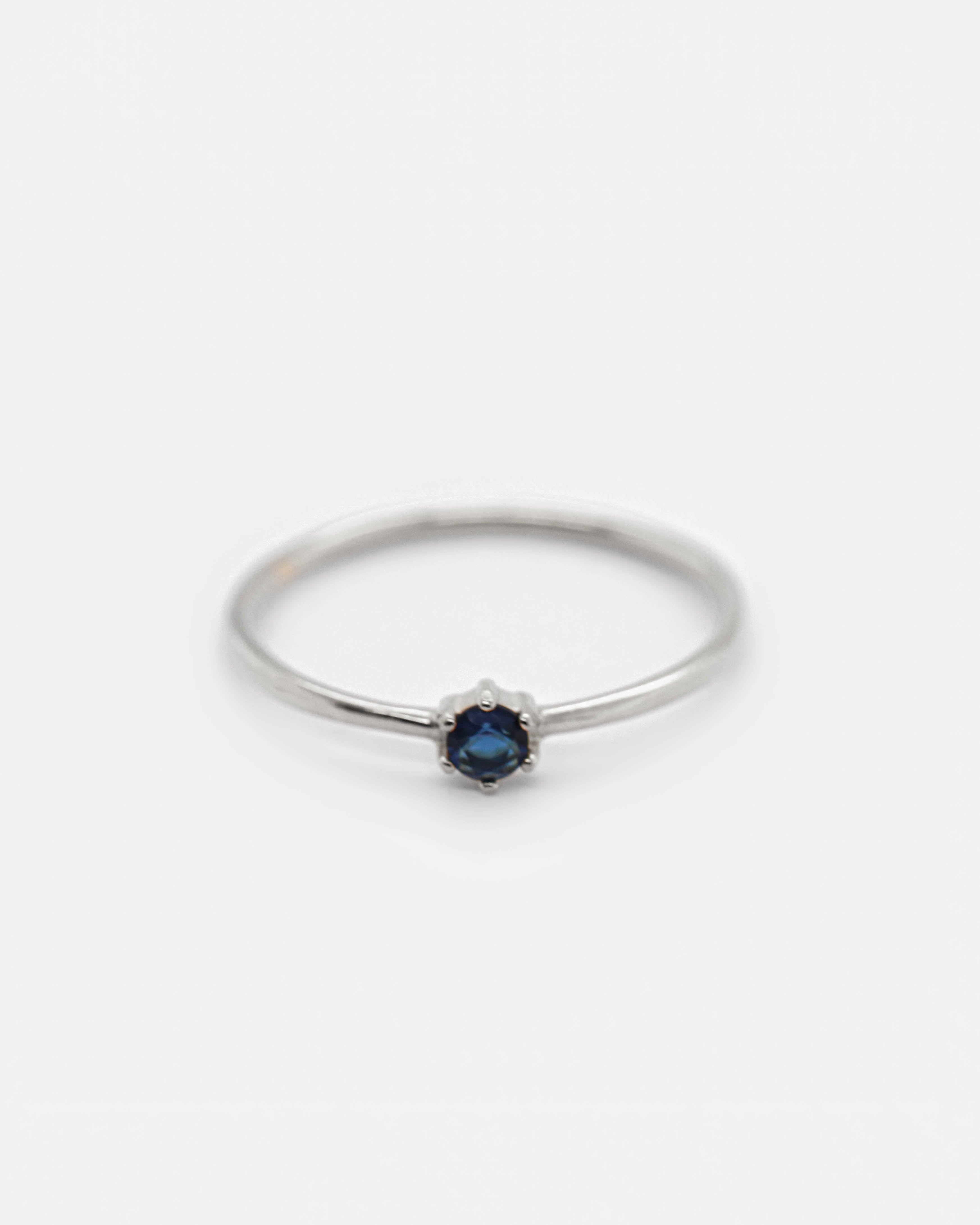 925 Silver - Lily Ring