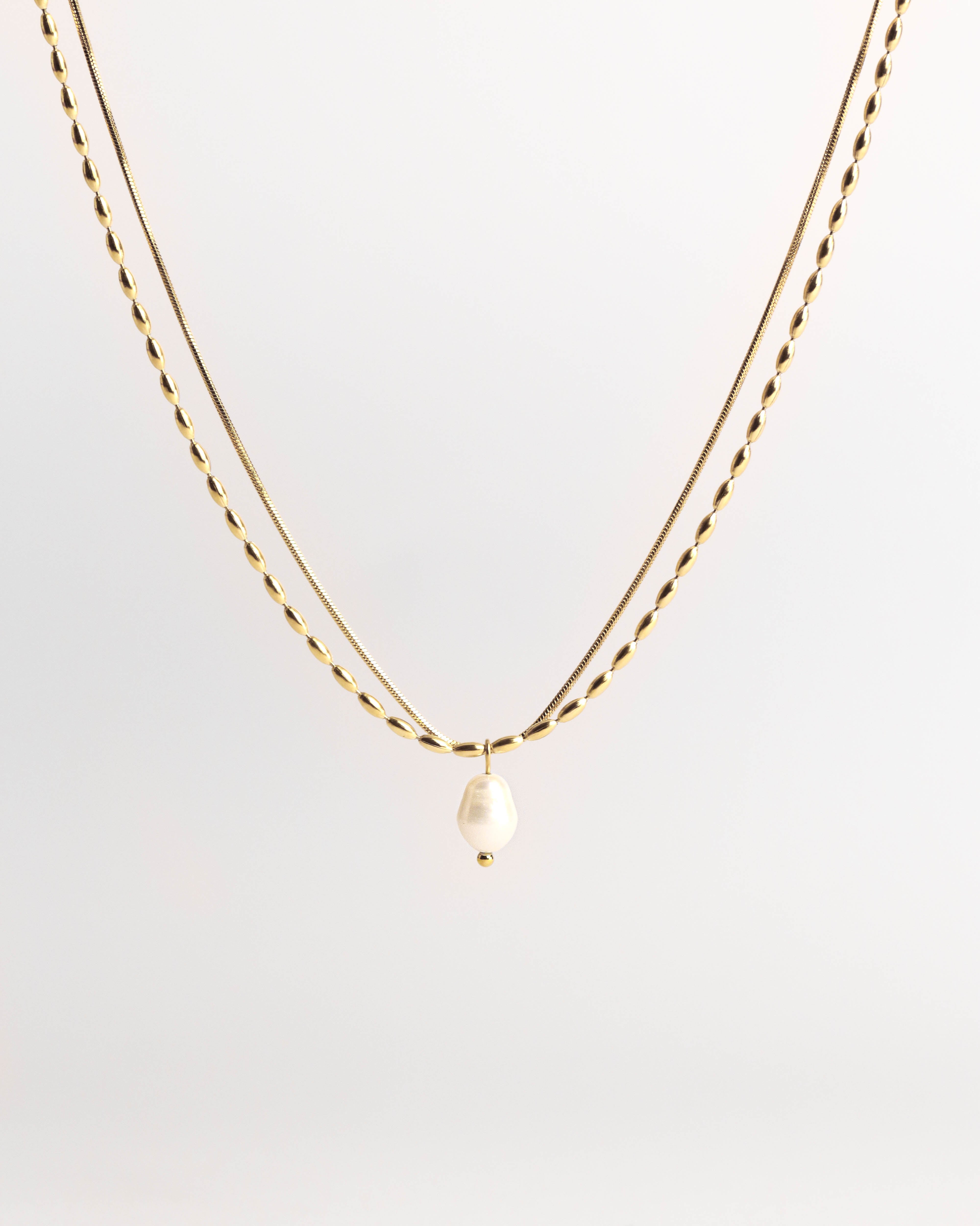 18k Pearl Necklace