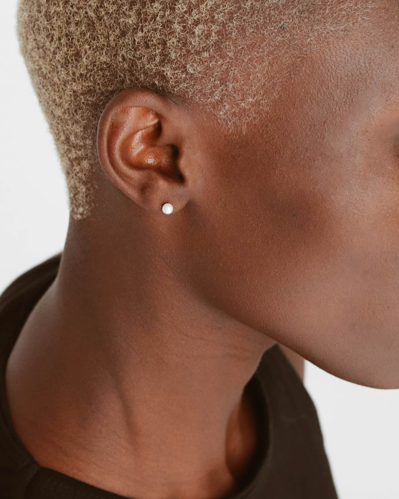 925 Silver - Pearl Studs