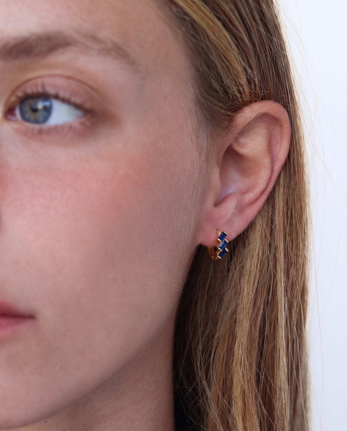 18K Monica Hoops