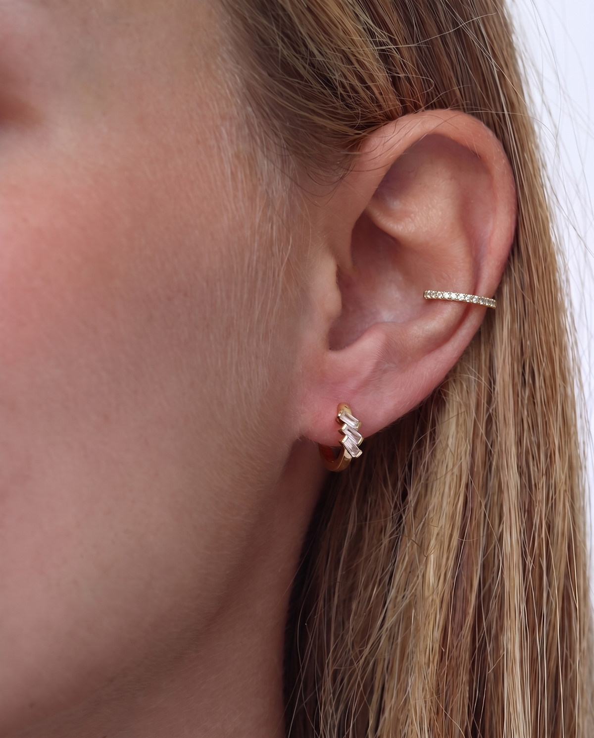 18K Monica Hoops