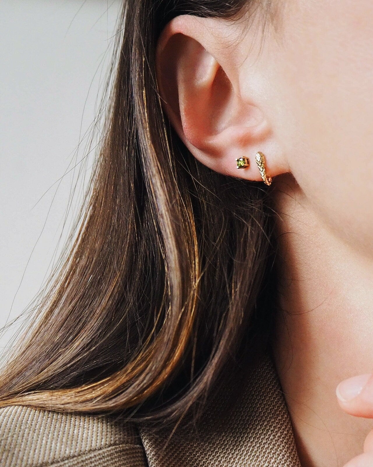 Pendientes con circonita negra vermeil de 18 quilates
