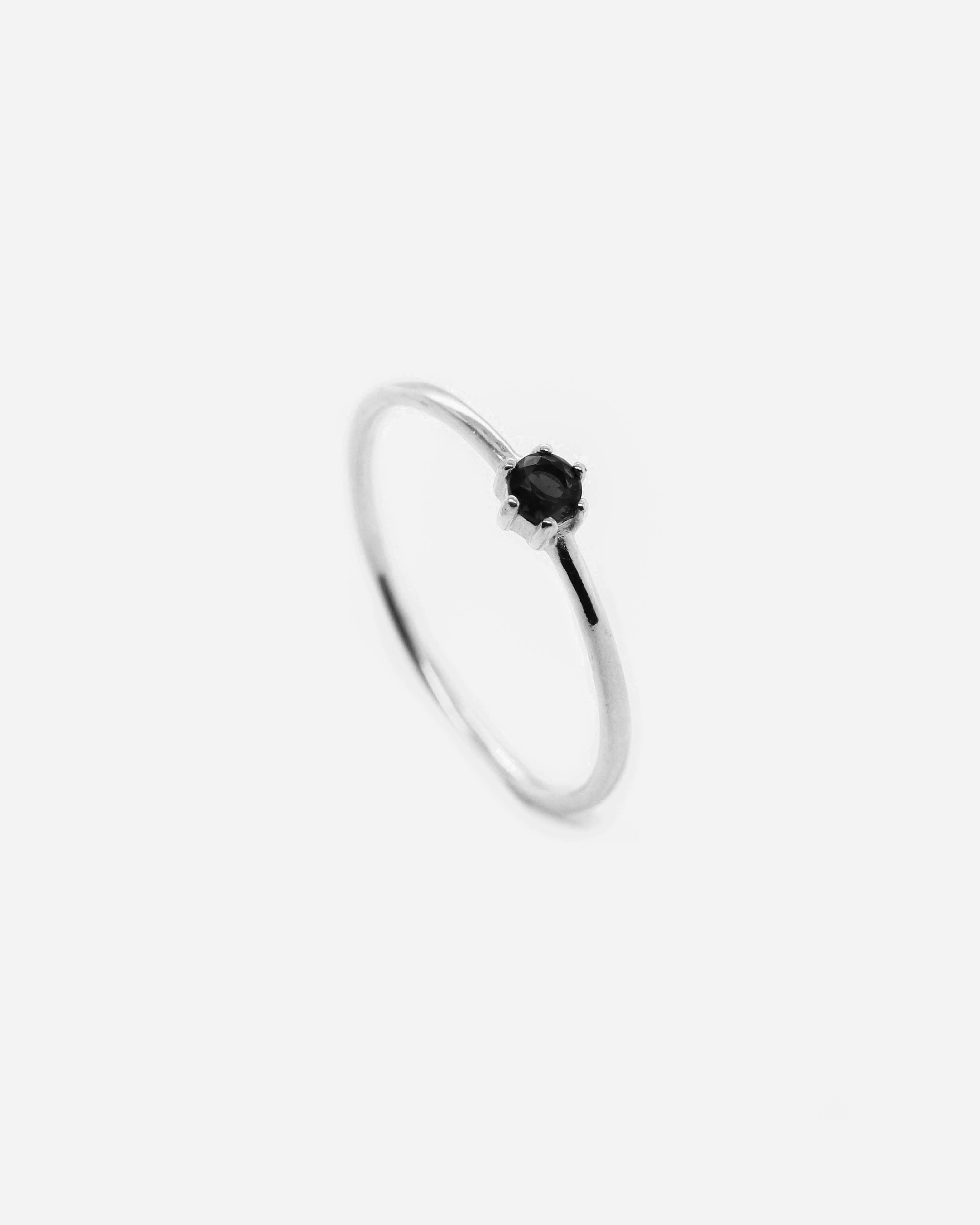 925 Silver - Lily Ring