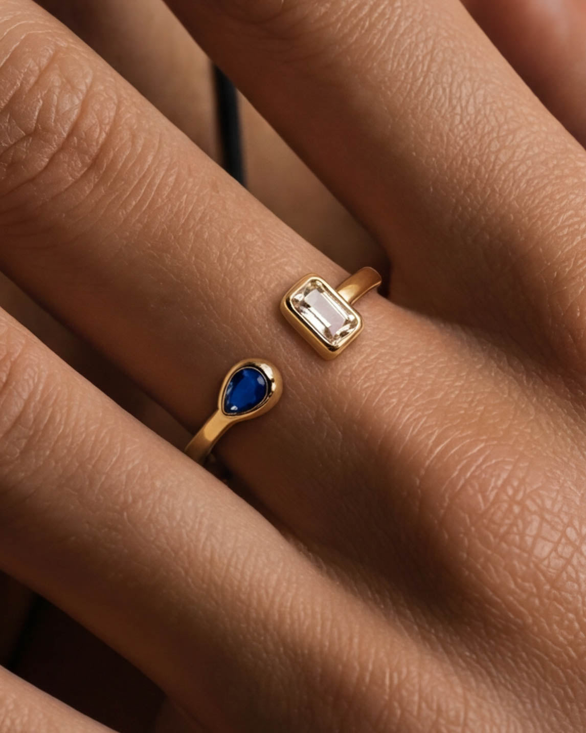 Bague vague en or 18 carats