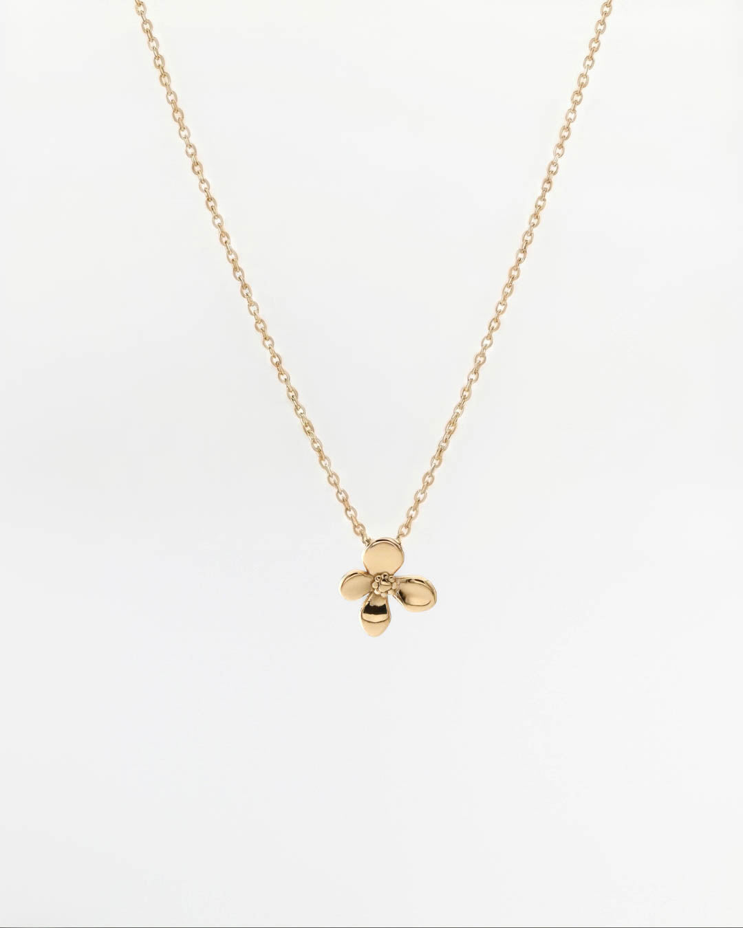 18k Flower Necklace
