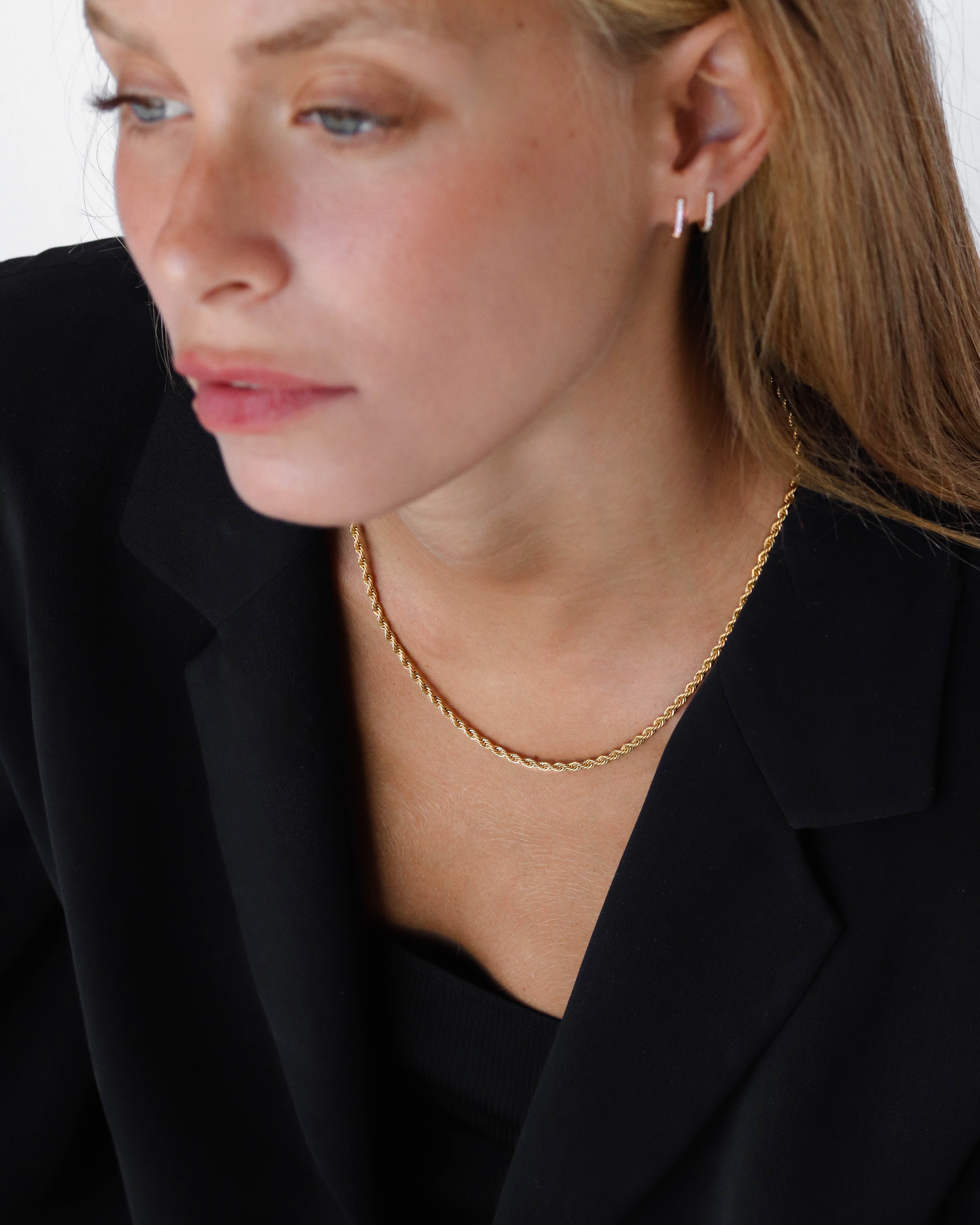 18K Twisted Chain Necklace