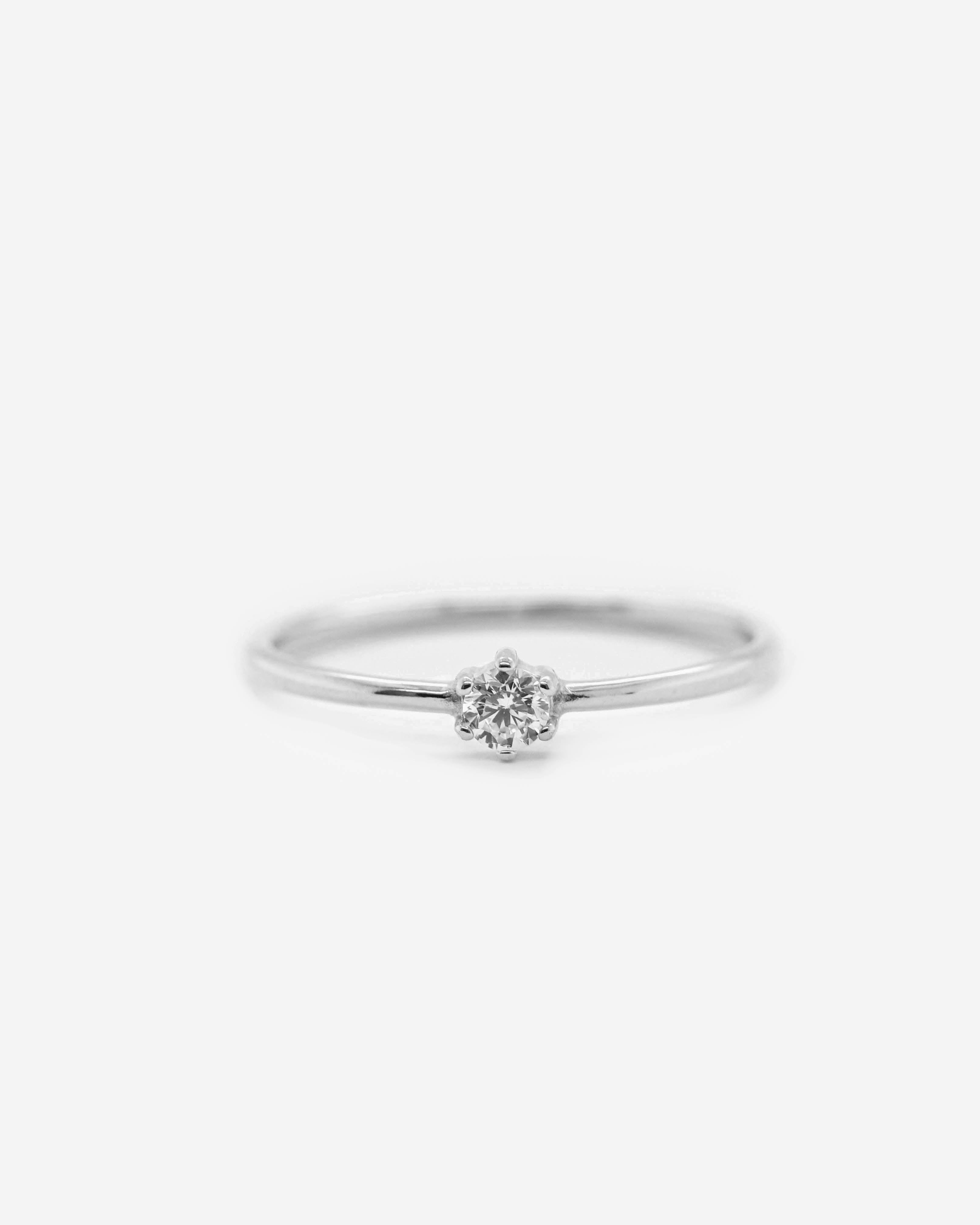 925 Silver - Lily Ring