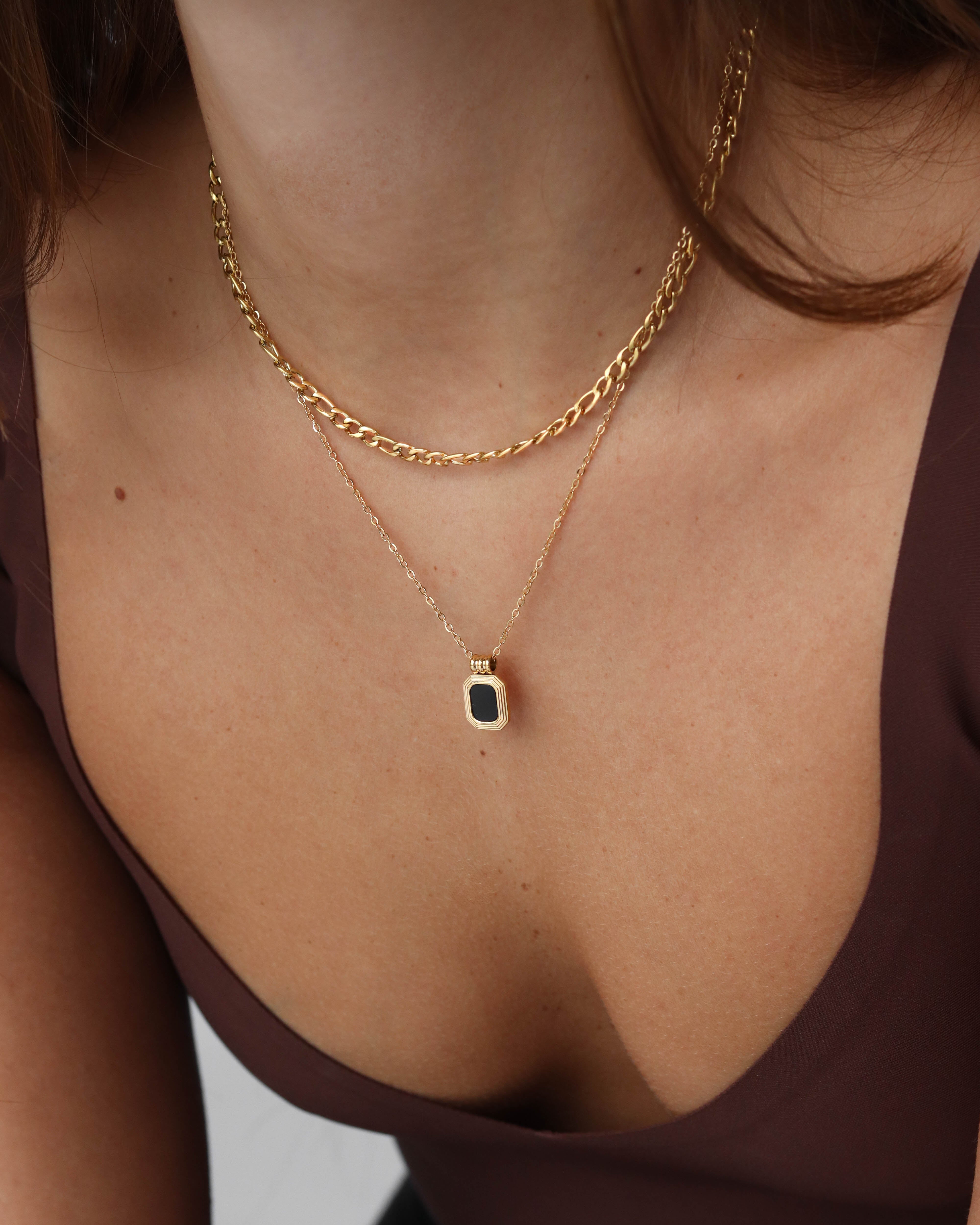 18K Gold Annie Necklace