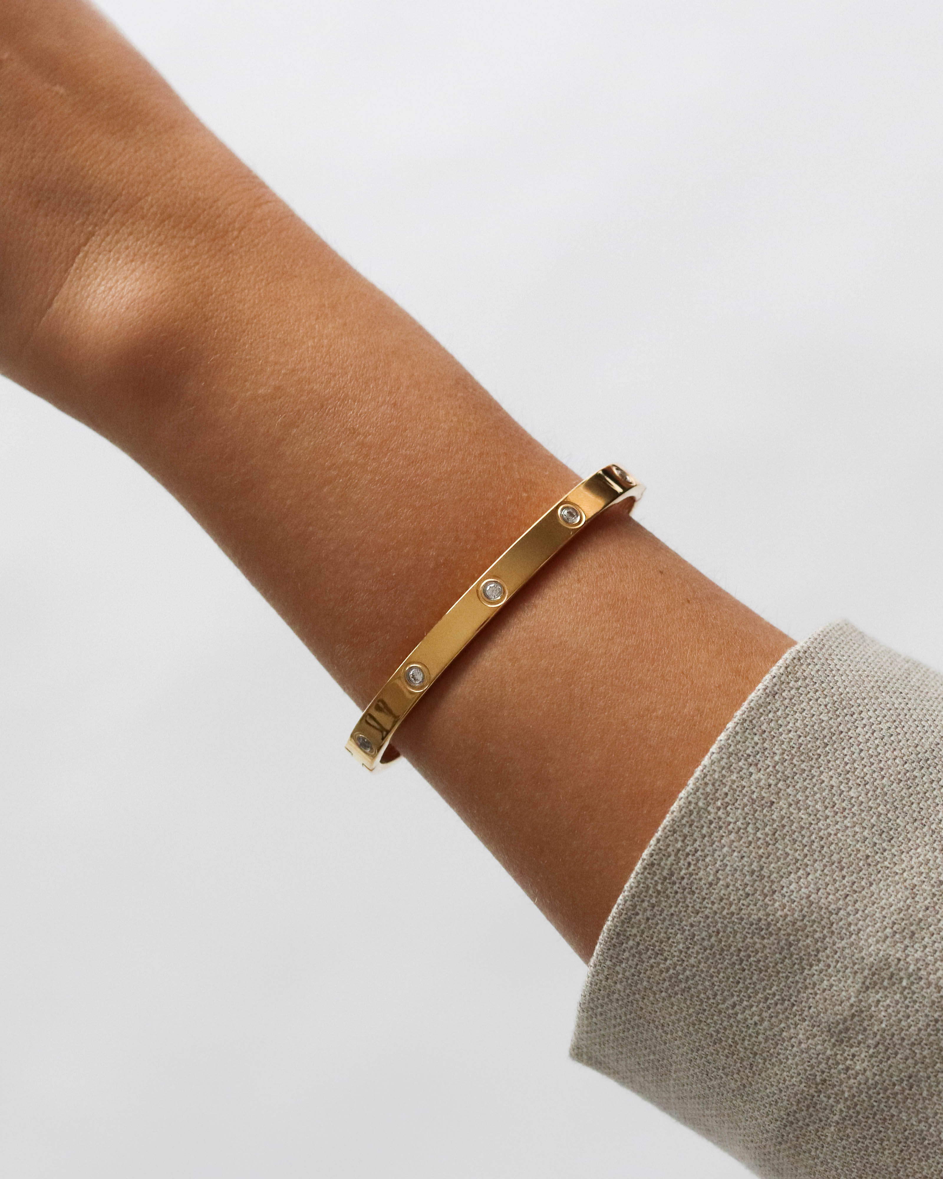 18K Annmarie Hinge Bracelets