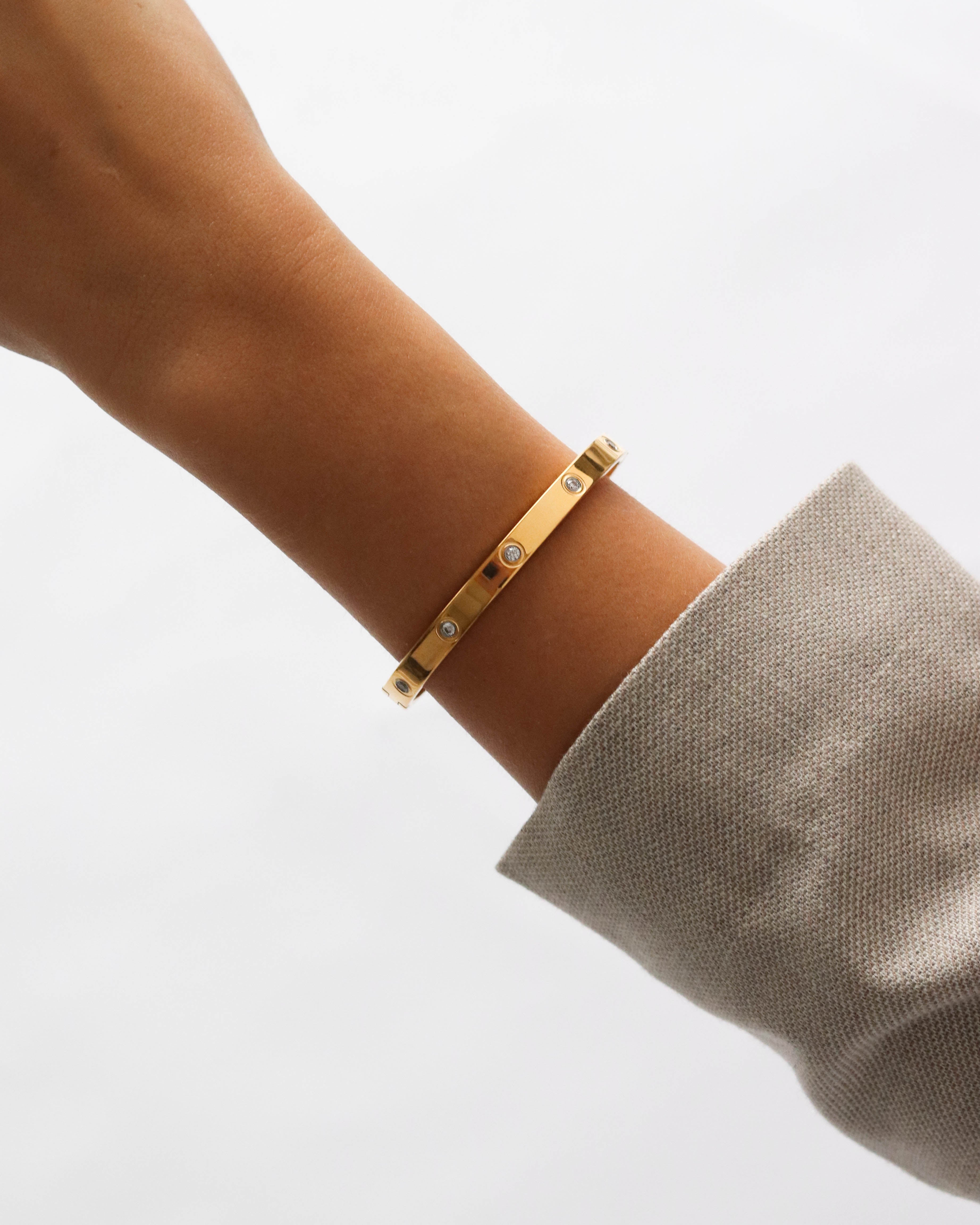 18K Annmarie Hinge Bracelets